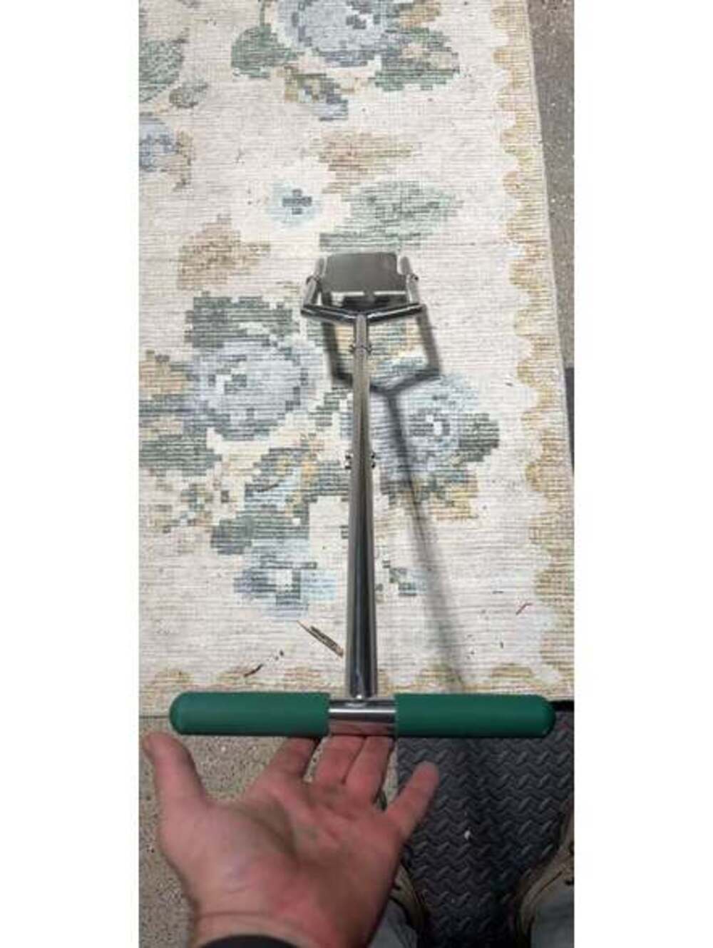 Carpet Stretcher Tool